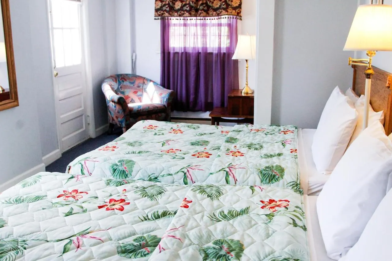 Cutty Sark Efficiencies And Historic Cottage'S Virginia Beach Hotel