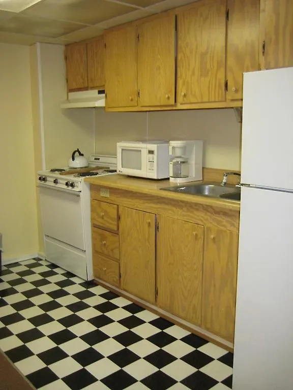 Cutty Sark Efficiencies And Historic Cottage'S Virginia Beach Hotel