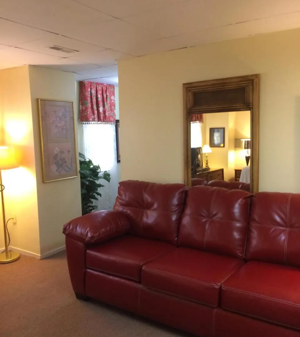 Cutty Sark Efficiencies And Historic Cottage'S Virginia Beach Hotel