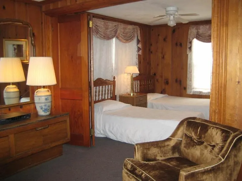 Hotel Cutty Sark Efficiencies And Historic Cottage'S Virginia Beach